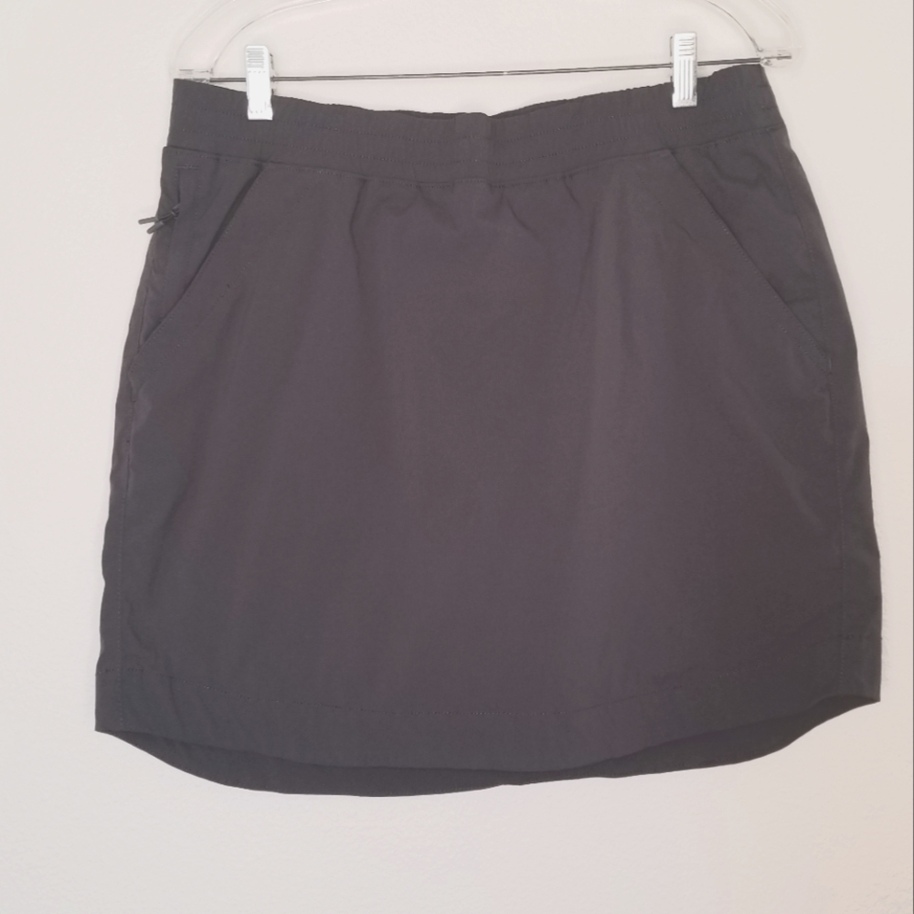Alaskan Hardgear by Duluth Trading Co gray nylon skort